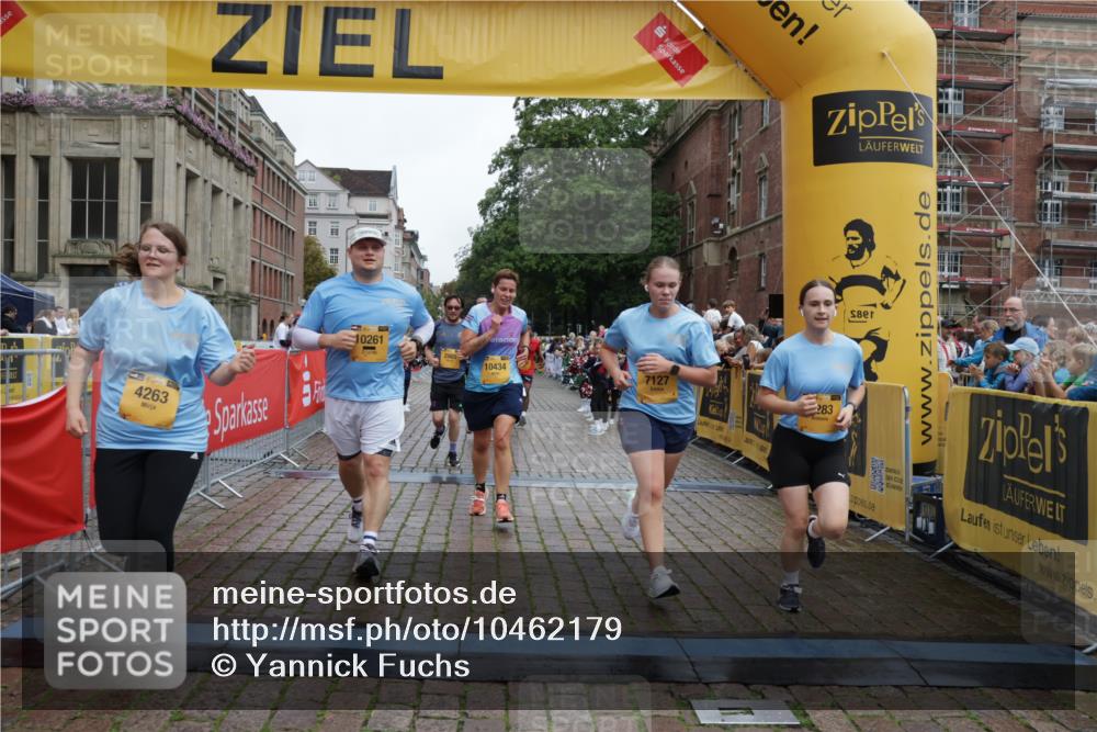 13.09.2026 - Kiel Lauf Yannick Fuchs http://msf.ph/oto/10462179 13.09.2026 09:54:20 Ziel 1441, 2368, 2485, 2865, 3283, 4263, 6327, 6986, 7127, 8325, 9587, 10261, 10424, 10434, 12753, 200, 2748, 2815, 2953, 3148, 3702, 3703, 4277, 4539, 4762, 4803, 4988, 5670, 5695, 7194, 7458, 8041, 8044, 8473, 9057, 9446, 9516, 10535, 11100, 11872, 1414, 5030, 5503, 5504, 5937, 6815, 6825, 7090, 8830, 12750, 12751, 92, 852, 2657, 2691, 2748, 4144, 4626, 6254, 8502, 11872, 12390 meine-sportfotos.de