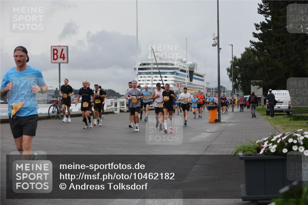 13.09.2026 - Kiel Lauf Andreas Tolksdorf http://msf.ph/oto/10462182 13.09.2026 12:02:32 Kiellinie 4, 3 meine-sportfotos.de