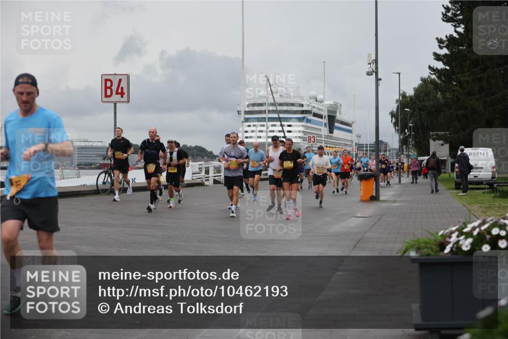 13.09.2026 - Kiel Lauf Andreas Tolksdorf http://msf.ph/oto/10462193 13.09.2026 12:02:32 Kiellinie 4, 3 meine-sportfotos.de