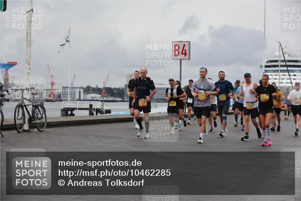 13.09.2026 - Kiel Lauf Andreas Tolksdorf http://msf.ph/oto/10462285 13.09.2026 12:02:34 Kiellinie 1273, 4, 3526, 9733 meine-sportfotos.de