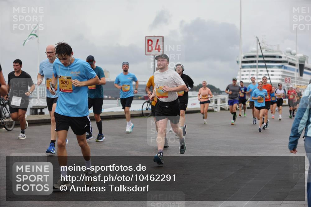 13.09.2026 - Kiel Lauf Andreas Tolksdorf http://msf.ph/oto/10462291 13.09.2026 12:02:39 Kiellinie 5620, 4, 3 meine-sportfotos.de