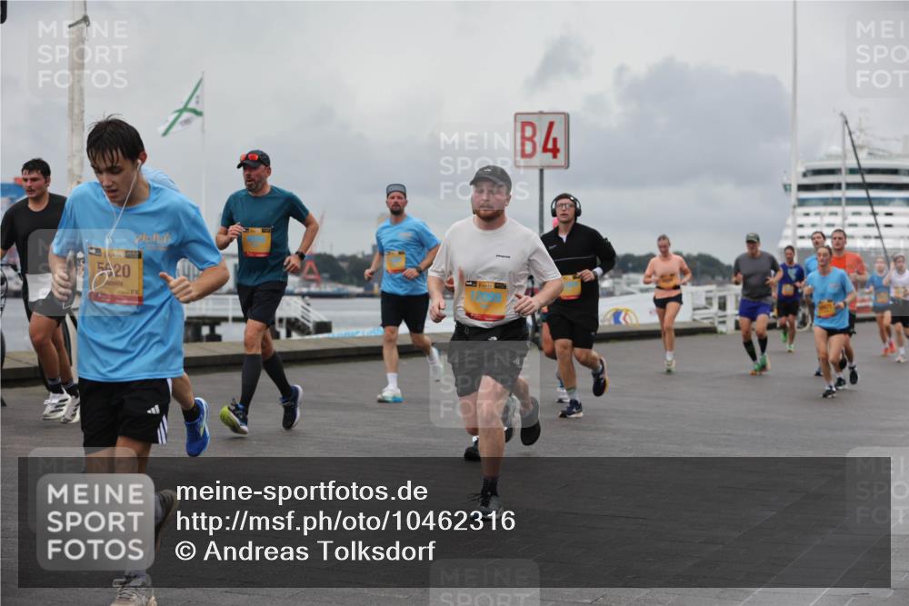 13.09.2026 - Kiel Lauf Andreas Tolksdorf http://msf.ph/oto/10462316 13.09.2026 12:02:39 Kiellinie 138, 5420, 4 meine-sportfotos.de