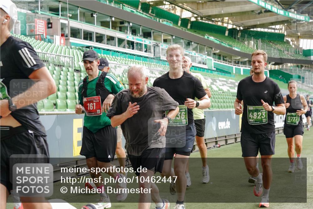 13.09.2026 - 21. swb-Marathon Bremen Michael Burmester http://msf.ph/oto/10462447 13.09.2026 12:55:33 Laufen im Stadion 161, 189, 201, 205, 307, 385, 388, 411, 461, 465, 481, 495, 655, 666, 854, 913, 926, 1053, 1058, 1197, 1390, 1537, 1599, 1631, 1645, 1658, 1750, 2122, 2125, 2234, 2251, 2260, 2319, 2383, 2390, 2474, 2535, 2604, 2733, 2801, 2824, 2870, 2922, 2948, 2962, 3012, 3054, 3057, 3119, 3134, 3175, 3192, 3202, 3206, 3241, 3246, 3290, 3346, 3348, 3356, 3357, 3411, 3508, 3706, 3716, 3836, 4135, 4137, 4171, 4413, 4455, 4479, 4733, 5277, 5430, 5530, 6106, 2498, 3085 meine-sportfotos.de