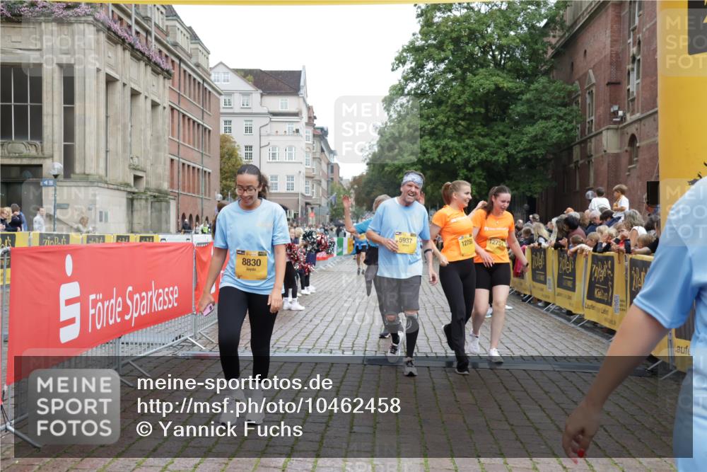 13.09.2026 - Kiel Lauf Yannick Fuchs http://msf.ph/oto/10462458 13.09.2026 09:54:34 Ziel 1414, 1441, 2368, 2485, 5030, 5503, 5504, 5937, 6815, 6825, 7090, 8830, 12750, 12751, 1441, 2485, 2815, 2865, 3148, 3283, 3702, 3703, 4263, 4277, 5670, 6327, 6986, 7127, 7458, 8325, 9587, 10261, 10424, 10434, 12753, 449, 2979, 3489, 3846, 4911, 4948, 6955, 7661, 7813, 7819, 7969, 8327, 9509, 9790, 9932, 200, 2953, 4762, 4988, 5670, 5695, 7194, 8041, 8044, 8473, 9446, 9516, 10535, 11100 meine-sportfotos.de