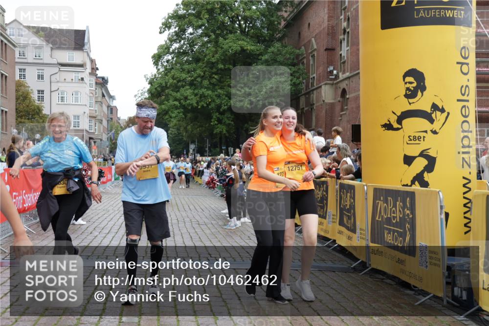 13.09.2026 - Kiel Lauf Yannick Fuchs http://msf.ph/oto/10462462 13.09.2026 09:54:36 Ziel 1414, 5030, 5503, 5504, 5937, 6815, 6825, 7090, 8830, 12750, 12751, 1441, 2368, 2485, 2815, 2865, 3148, 3283, 3702, 3703, 4263, 4277, 5670, 6327, 6986, 7127, 7458, 8325, 9587, 10261, 10424, 10434, 12753, 449, 1436, 2979, 3489, 3846, 4107, 4911, 4948, 5307, 6054, 6158, 6955, 7661, 7813, 7819, 7969, 8327, 9509, 9790, 9932, 3703, 4277, 4988, 5670, 7458, 9446, 11100 meine-sportfotos.de