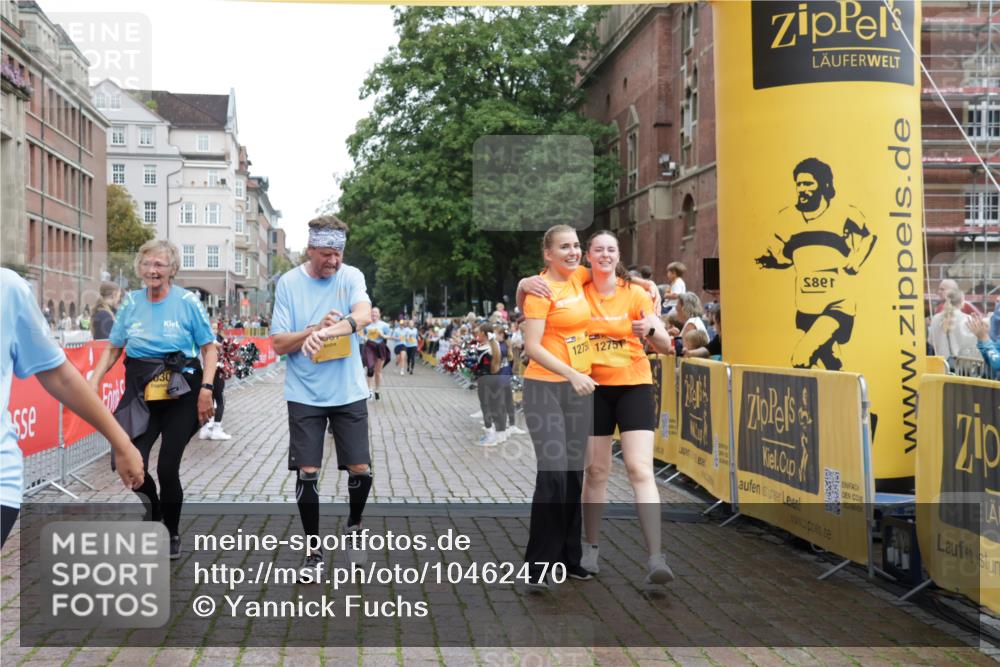 13.09.2026 - Kiel Lauf Yannick Fuchs http://msf.ph/oto/10462470 13.09.2026 09:54:36 Ziel 1414, 5030, 5503, 5504, 5937, 6815, 6825, 7090, 8830, 12750, 12751, 1441, 2368, 2485, 2815, 2865, 3148, 3283, 3702, 3703, 4263, 4277, 5670, 6327, 6986, 7127, 7458, 8325, 9587, 10261, 10424, 10434, 12753, 449, 1436, 2979, 3489, 3846, 4107, 4911, 4948, 5307, 6054, 6158, 6955, 7661, 7813, 7819, 7969, 8327, 9509, 9790, 9932, 3703, 4277, 4988, 5670, 7458, 9446, 11100 meine-sportfotos.de