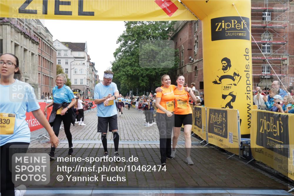 13.09.2026 - Kiel Lauf Yannick Fuchs http://msf.ph/oto/10462474 13.09.2026 09:54:36 Ziel 1414, 5030, 5503, 5504, 5937, 6815, 6825, 7090, 8830, 12750, 12751, 1441, 2368, 2485, 2815, 2865, 3148, 3283, 3702, 3703, 4263, 4277, 5670, 6327, 6986, 7127, 7458, 8325, 9587, 10261, 10424, 10434, 12753, 449, 1436, 2979, 3489, 3846, 4107, 4911, 4948, 5307, 6054, 6158, 6955, 7661, 7813, 7819, 7969, 8327, 9509, 9790, 9932, 3703, 4277, 4988, 5670, 7458, 9446, 11100 meine-sportfotos.de