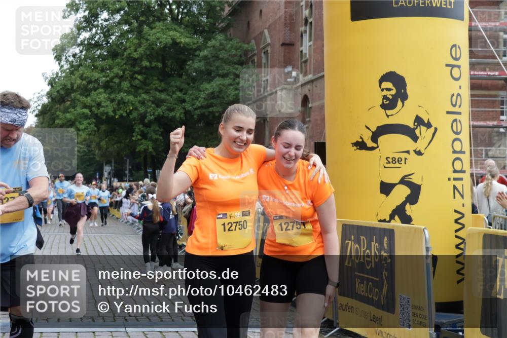 13.09.2026 - Kiel Lauf Yannick Fuchs http://msf.ph/oto/10462483 13.09.2026 09:54:37 Ziel 1414, 3489, 5030, 5503, 5504, 5937, 6815, 6825, 7090, 8830, 12750, 12751, 1441, 2368, 2485, 2815, 2865, 3148, 3283, 3702, 3703, 4263, 4277, 6327, 6825, 6986, 7090, 7127, 7458, 8325, 9587, 10261, 10424, 10434, 12753, 449, 1436, 2979, 3846, 4107, 4911, 4948, 5307, 6054, 6158, 6955, 7661, 7813, 7819, 7969, 8327, 9509, 9790, 9932, 3702, 3703, 4277, 4988, 5670, 7458, 9446, 11100 meine-sportfotos.de
