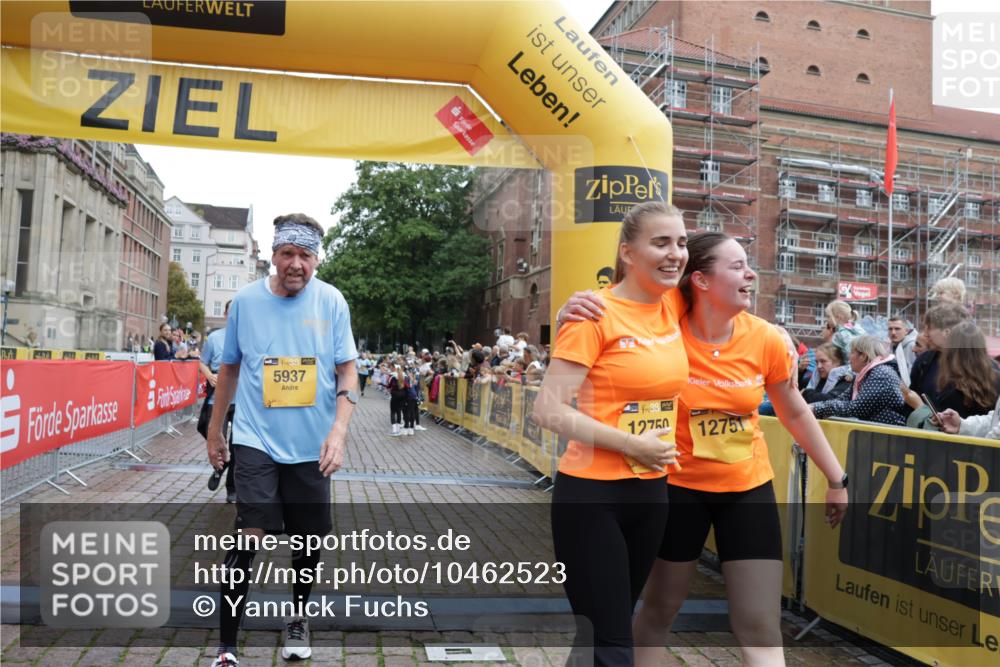 13.09.2026 - Kiel Lauf Yannick Fuchs http://msf.ph/oto/10462523 13.09.2026 09:54:39 Ziel 1414, 3489, 4911, 5030, 5503, 5504, 5937, 6815, 8327, 8830, 12750, 12751, 1414, 1441, 2368, 2485, 2815, 2865, 3148, 3283, 3702, 3703, 4263, 4277, 6327, 6825, 6986, 7090, 7127, 7458, 8325, 8830, 9587, 10261, 10424, 10434, 12753, 449, 1436, 2979, 3846, 4107, 4948, 5307, 6054, 6158, 6955, 7661, 7813, 7819, 7969, 9509, 9790, 9932, 2815, 3702, 3703, 4277, 4988, 5670, 7458, 11100 meine-sportfotos.de