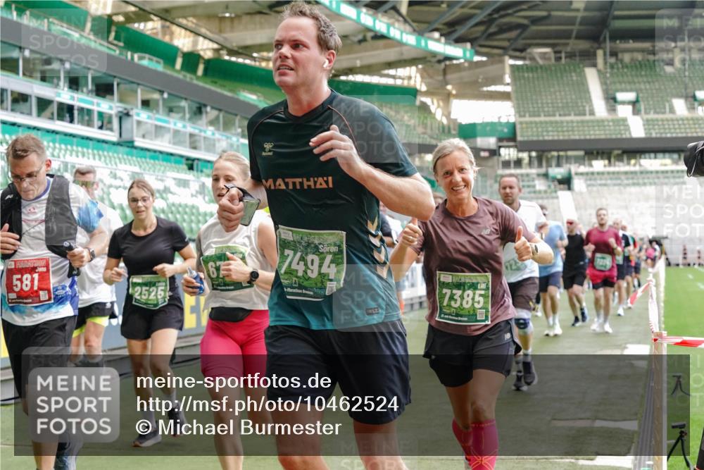 13.09.2026 - 21. swb-Marathon Bremen Michael Burmester http://msf.ph/oto/10462524 13.09.2026 13:12:33 Laufen im Stadion 118, 183, 265, 278, 349, 514, 576, 695, 702, 703, 843, 933, 950, 1005, 1113, 1143, 1226, 1286, 1334, 1435, 1641, 1849, 1851, 1936, 1952, 1991, 2005, 2248, 2264, 2281, 2299, 2336, 2353, 2375, 2377, 2398, 2426, 2439, 2461, 2478, 2505, 2612, 2659, 2665, 2669, 2673, 2684, 2765, 2773, 2792, 2804, 2815, 2816, 2822, 2850, 2860, 2884, 2895, 2907, 2921, 2963, 2966, 2975, 2976, 3016, 3027, 3079, 3082, 3143, 3155, 3159, 3253, 3293, 3308, 3313, 3328, 3349, 3352, 3434, 551 meine-sportfotos.de