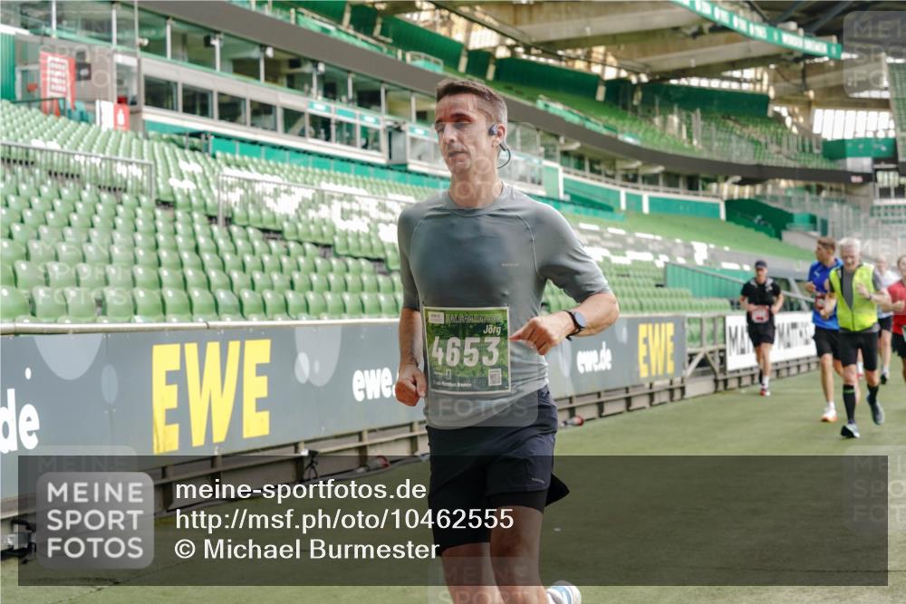13.09.2026 - 21. swb-Marathon Bremen Michael Burmester http://msf.ph/oto/10462555 13.09.2026 12:55:36 Laufen im Stadion 161, 189, 201, 205, 307, 385, 388, 411, 461, 465, 481, 495, 655, 666, 854, 913, 926, 948, 1053, 1058, 1197, 1390, 1537, 1599, 1631, 1645, 1658, 1750, 2001, 2122, 2125, 2234, 2251, 2260, 2319, 2383, 2390, 2474, 2535, 2604, 2733, 2801, 2870, 2922, 2948, 2962, 3012, 3054, 3057, 3119, 3134, 3175, 3192, 3202, 3206, 3241, 3246, 3290, 3346, 3348, 3356, 3357, 3411, 3508, 3706, 3716, 3836, 4135, 4137, 4171, 4413, 4455, 4479, 4733, 5277, 5430, 5530, 6106, 2498, 3085 meine-sportfotos.de