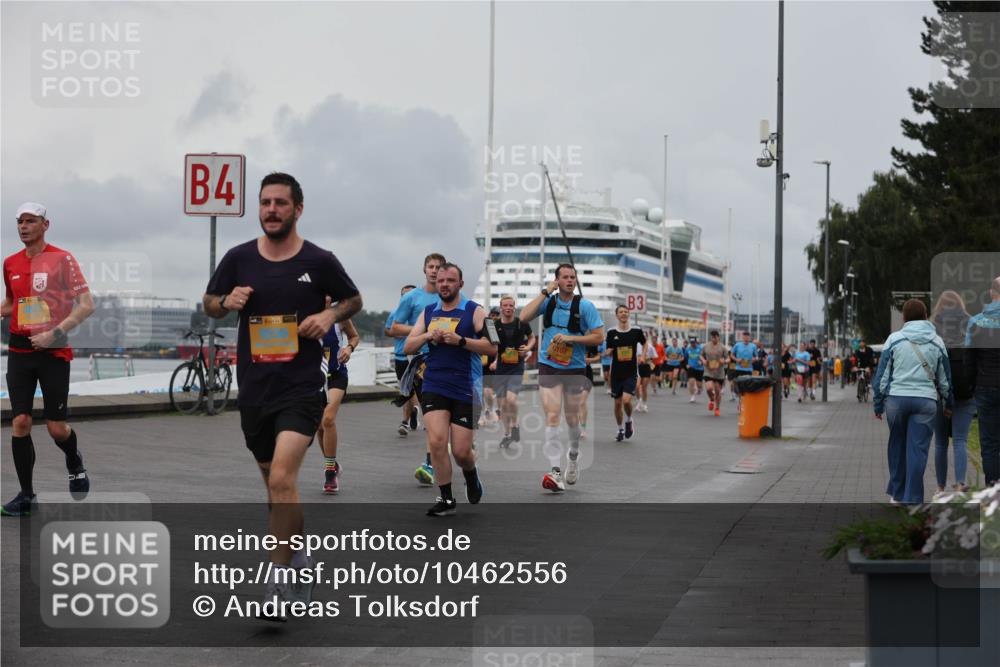 13.09.2026 - Kiel Lauf Andreas Tolksdorf http://msf.ph/oto/10462556 13.09.2026 12:02:49 Kiellinie 4, 107, 3 meine-sportfotos.de