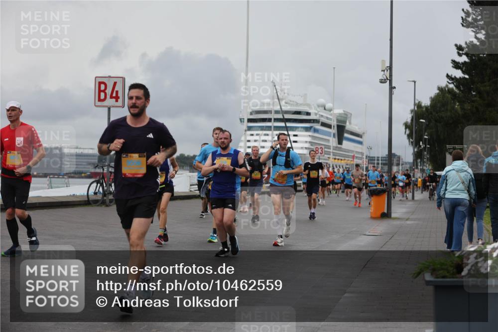 13.09.2026 - Kiel Lauf Andreas Tolksdorf http://msf.ph/oto/10462559 13.09.2026 12:02:49 Kiellinie 4, 3 meine-sportfotos.de