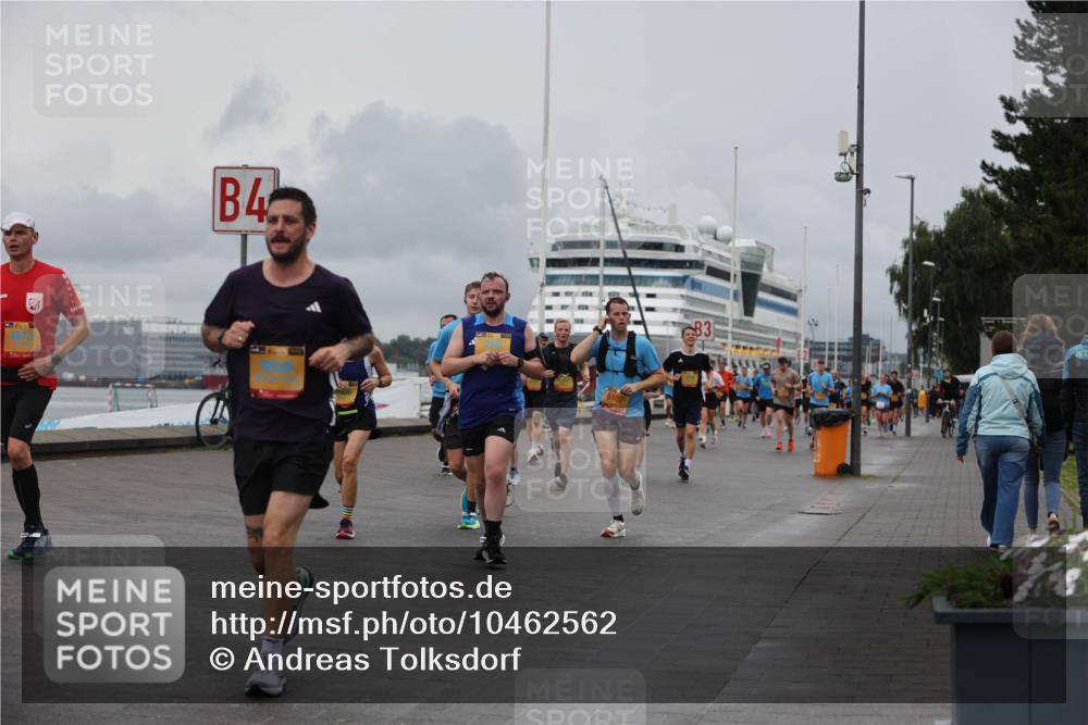 13.09.2026 - Kiel Lauf Andreas Tolksdorf http://msf.ph/oto/10462562 13.09.2026 12:02:49 Kiellinie 4 meine-sportfotos.de