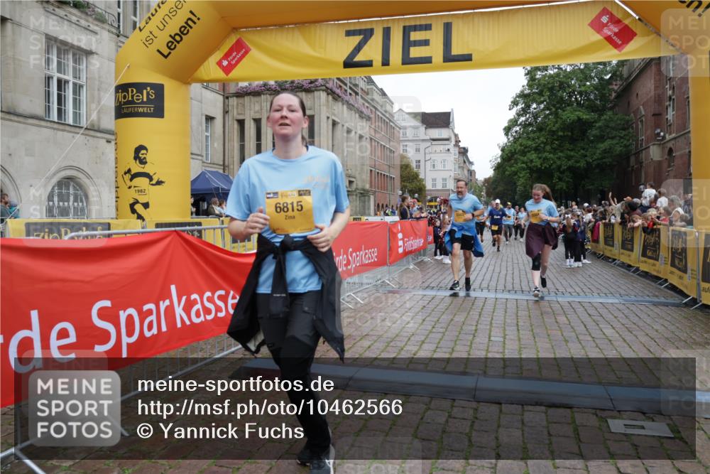 13.09.2026 - Kiel Lauf Yannick Fuchs http://msf.ph/oto/10462566 13.09.2026 09:54:41 Ziel 3489, 4911, 5030, 5503, 5504, 5937, 6815, 7661, 8327, 12750, 12751, 1414, 1441, 2368, 2485, 2815, 2865, 3148, 3283, 4263, 5937, 6327, 6825, 6986, 7090, 7127, 8325, 8830, 9587, 10261, 10424, 10434, 12750, 12753, 449, 1436, 2979, 3846, 4107, 4948, 5307, 6054, 6158, 6955, 7813, 7819, 7969, 9509, 9588, 9790, 9932, 10635, 2815, 3148, 3702, 3703, 4277, 5670, 7458 meine-sportfotos.de