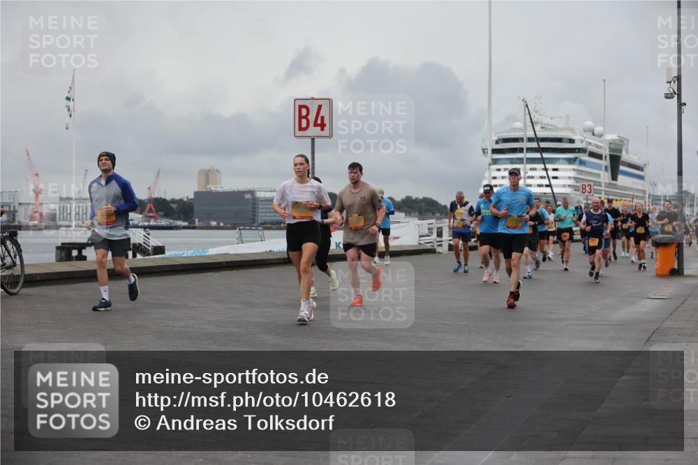 13.09.2026 - Kiel Lauf Andreas Tolksdorf http://msf.ph/oto/10462618 13.09.2026 12:03:01 Kiellinie 3 meine-sportfotos.de