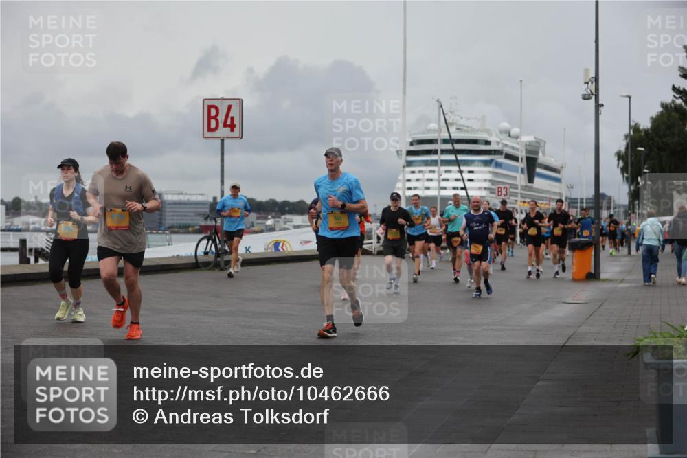 13.09.2026 - Kiel Lauf Andreas Tolksdorf http://msf.ph/oto/10462666 13.09.2026 12:03:03 Kiellinie  meine-sportfotos.de