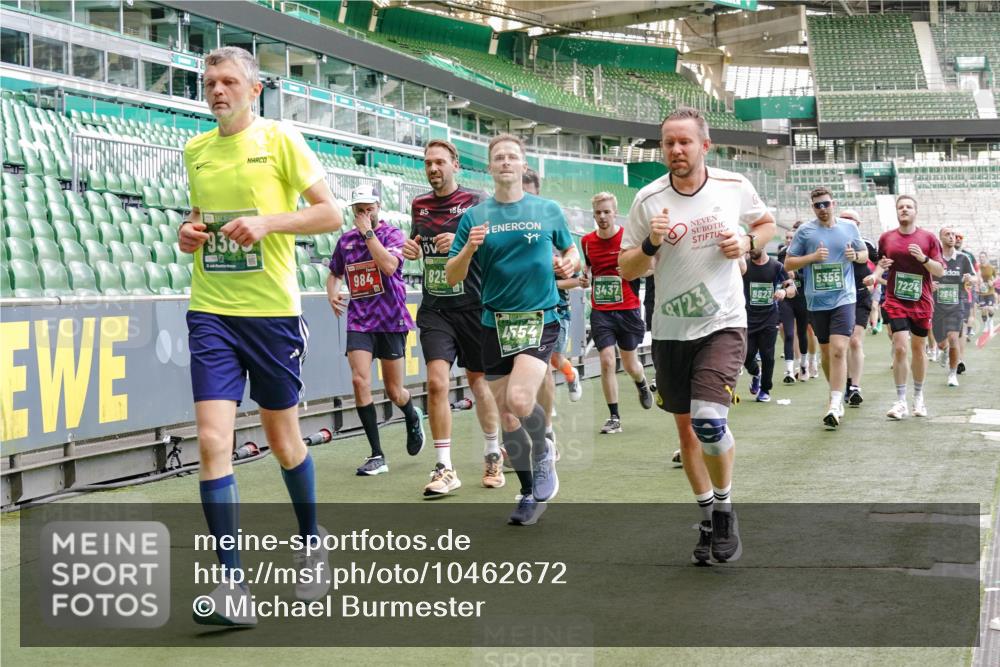 13.09.2026 - 21. swb-Marathon Bremen Michael Burmester http://msf.ph/oto/10462672 13.09.2026 13:12:34 Laufen im Stadion 118, 183, 265, 278, 349, 514, 576, 695, 702, 703, 843, 933, 950, 1005, 1113, 1143, 1226, 1286, 1334, 1435, 1641, 1849, 1851, 1936, 1952, 1991, 2005, 2248, 2264, 2281, 2299, 2336, 2353, 2375, 2377, 2398, 2426, 2439, 2461, 2478, 2505, 2612, 2659, 2665, 2669, 2673, 2684, 2765, 2773, 2792, 2804, 2815, 2816, 2822, 2850, 2860, 2884, 2895, 2907, 2921, 2963, 2966, 2975, 2976, 3016, 3027, 3079, 3082, 3143, 3155, 3159, 3253, 3293, 3308, 3313, 3328, 3349, 3352, 3434, 551 meine-sportfotos.de