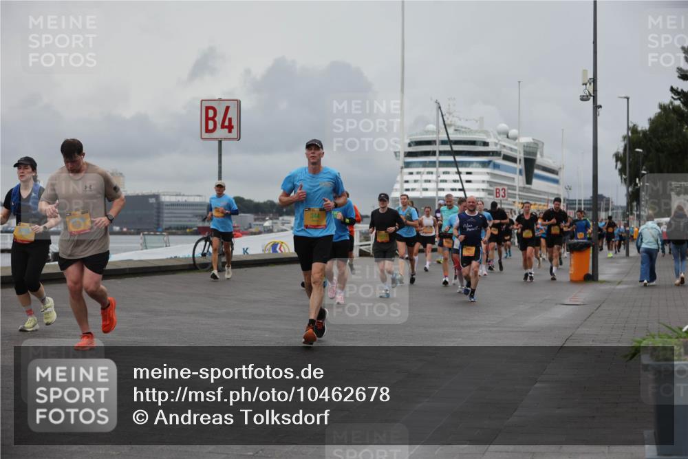 13.09.2026 - Kiel Lauf Andreas Tolksdorf http://msf.ph/oto/10462678 13.09.2026 12:03:03 Kiellinie 4, 344, 3 meine-sportfotos.de