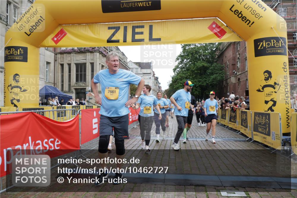 13.09.2026 - Kiel Lauf Yannick Fuchs http://msf.ph/oto/10462727 13.09.2026 09:54:51 Ziel 449, 1436, 2979, 3489, 3846, 4107, 4911, 4948, 5307, 6054, 6158, 6955, 7661, 7813, 7819, 7969, 8327, 9509, 9790, 9932, 1414, 1441, 2368, 2485, 2865, 5030, 5503, 5504, 5937, 6327, 6815, 6825, 6986, 7090, 8830, 10424, 10434, 12750, 12751, 12753, 1412, 4640, 6102, 9588, 10609, 10635, 10743, 11564, 12514, 2865, 3283, 4263, 6327, 6986, 7127, 8325, 9587, 10261, 10424, 10434 meine-sportfotos.de