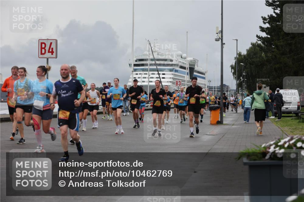 13.09.2026 - Kiel Lauf Andreas Tolksdorf http://msf.ph/oto/10462769 13.09.2026 12:03:08 Kiellinie 2760, 4, 3, 100 meine-sportfotos.de
