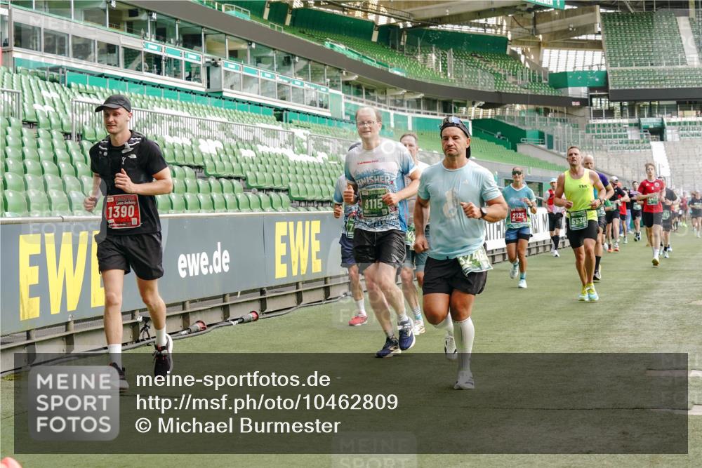 13.09.2026 - 21. swb-Marathon Bremen Michael Burmester http://msf.ph/oto/10462809 13.09.2026 12:55:42 Laufen im Stadion 161, 189, 201, 205, 307, 388, 411, 461, 465, 495, 655, 854, 876, 913, 926, 948, 1053, 1058, 1197, 1390, 1537, 1599, 1645, 1658, 1750, 1972, 2001, 2040, 2122, 2125, 2234, 2251, 2260, 2319, 2383, 2390, 2474, 2535, 2604, 2733, 2801, 2812, 2870, 2922, 2948, 2962, 3012, 3057, 3119, 3134, 3175, 3192, 3202, 3206, 3241, 3246, 3290, 3346, 3348, 3356, 3357, 3411, 3508, 3706, 3716, 3836, 4135, 4137, 4171, 4413, 4455, 4479, 4733, 5277, 5430, 5530, 6106, 2498, 3085 meine-sportfotos.de