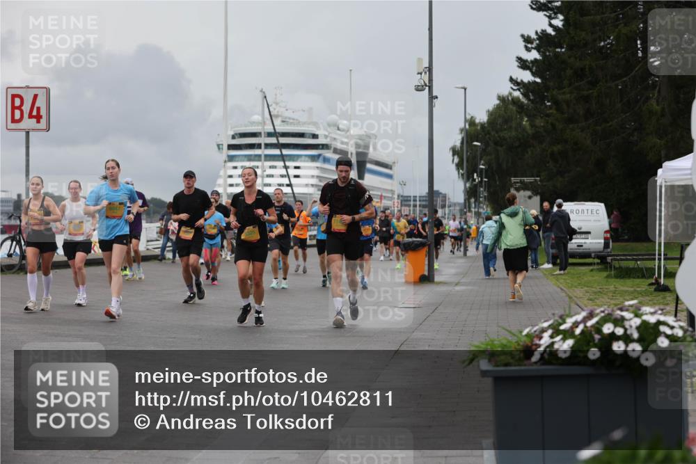 13.09.2026 - Kiel Lauf Andreas Tolksdorf http://msf.ph/oto/10462811 13.09.2026 12:03:09 Kiellinie 4, 3000 meine-sportfotos.de