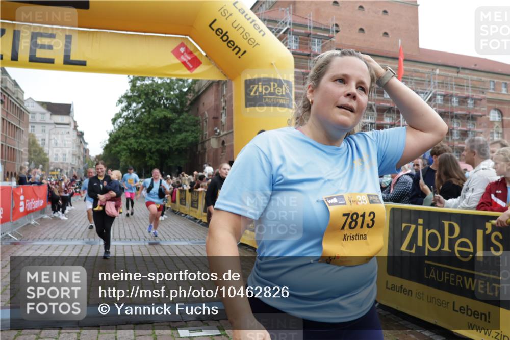 13.09.2026 - Kiel Lauf Yannick Fuchs http://msf.ph/oto/10462826 13.09.2026 09:54:55 Ziel 449, 1436, 2979, 3846, 4107, 4948, 5307, 6054, 6158, 6955, 7661, 7813, 7819, 7969, 9509, 9790, 9932, 10635, 1414, 1441, 2368, 2485, 3489, 4911, 5030, 5503, 5504, 5937, 6815, 6825, 7090, 7661, 8327, 8830, 12750, 12751, 12753, 1412, 2079, 4640, 6102, 9117, 9588, 10609, 10743, 11564, 12514, 2865, 3283, 4263, 6327, 6986, 7127, 10261, 10424, 10434, 12753 meine-sportfotos.de