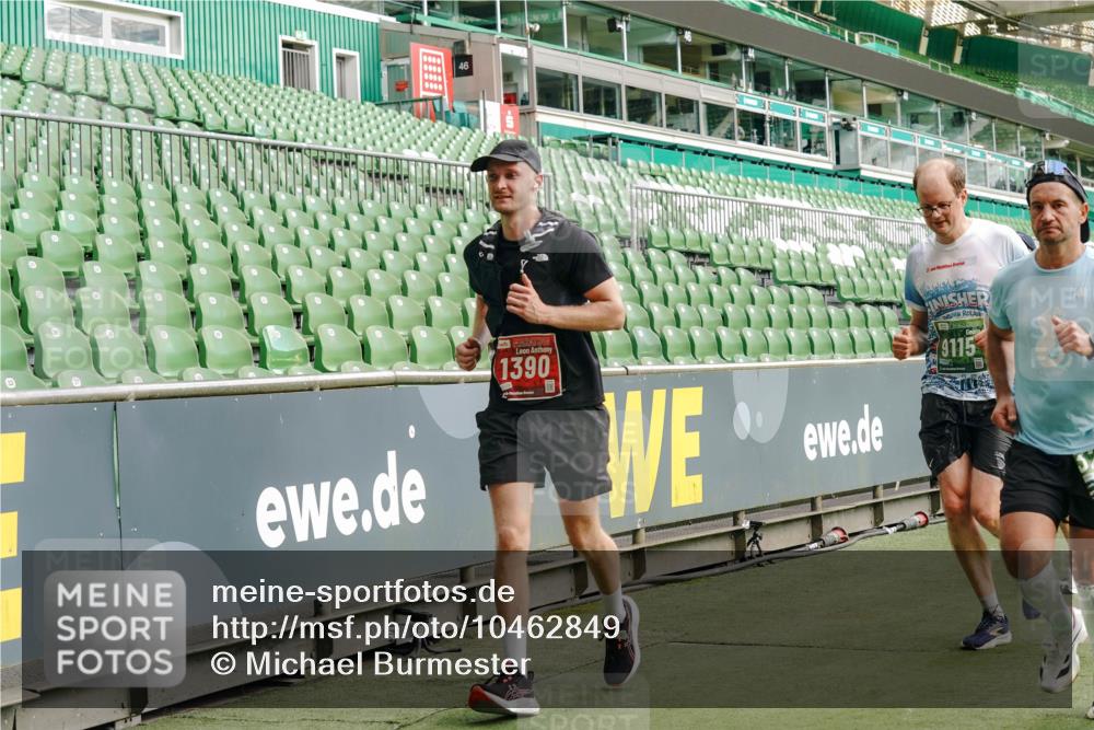 13.09.2026 - 21. swb-Marathon Bremen Michael Burmester http://msf.ph/oto/10462849 13.09.2026 12:55:43 Laufen im Stadion 161, 201, 205, 307, 388, 411, 461, 465, 495, 655, 854, 876, 913, 926, 948, 1053, 1058, 1197, 1390, 1537, 1599, 1645, 1750, 1972, 2001, 2040, 2122, 2125, 2234, 2251, 2260, 2319, 2383, 2390, 2474, 2535, 2604, 2733, 2801, 2812, 2870, 2922, 2948, 2962, 3012, 3057, 3119, 3134, 3175, 3192, 3202, 3206, 3241, 3246, 3290, 3346, 3348, 3356, 3357, 3411, 3508, 3706, 3716, 3836, 4135, 4137, 4171, 4413, 4455, 4479, 4733, 5277, 5430, 5530, 6106, 2498, 3085 meine-sportfotos.de