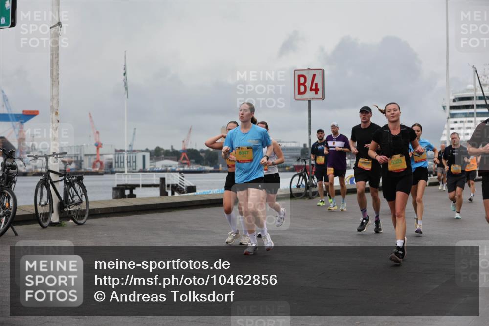 13.09.2026 - Kiel Lauf Andreas Tolksdorf http://msf.ph/oto/10462856 13.09.2026 12:03:11 Kiellinie 16047, 4, 5325 meine-sportfotos.de