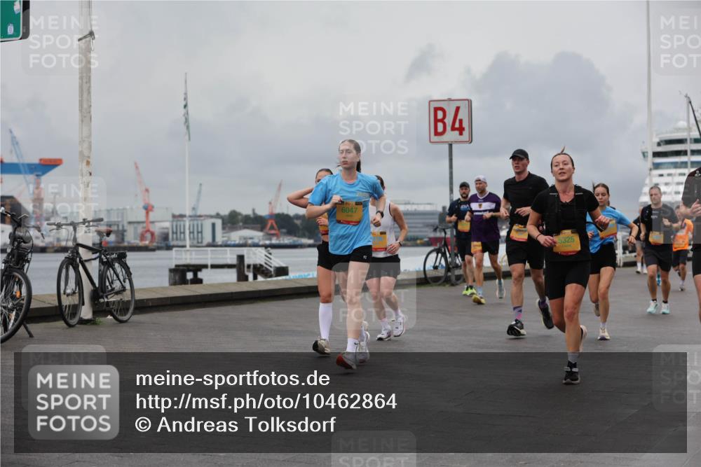 13.09.2026 - Kiel Lauf Andreas Tolksdorf http://msf.ph/oto/10462864 13.09.2026 12:03:12 Kiellinie 6047, 4, 5325 meine-sportfotos.de