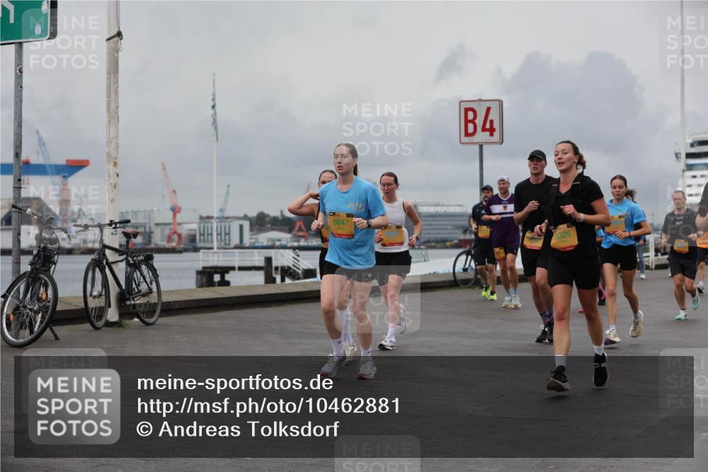 13.09.2026 - Kiel Lauf Andreas Tolksdorf http://msf.ph/oto/10462881 13.09.2026 12:03:12 Kiellinie 6047, 4, 5325 meine-sportfotos.de