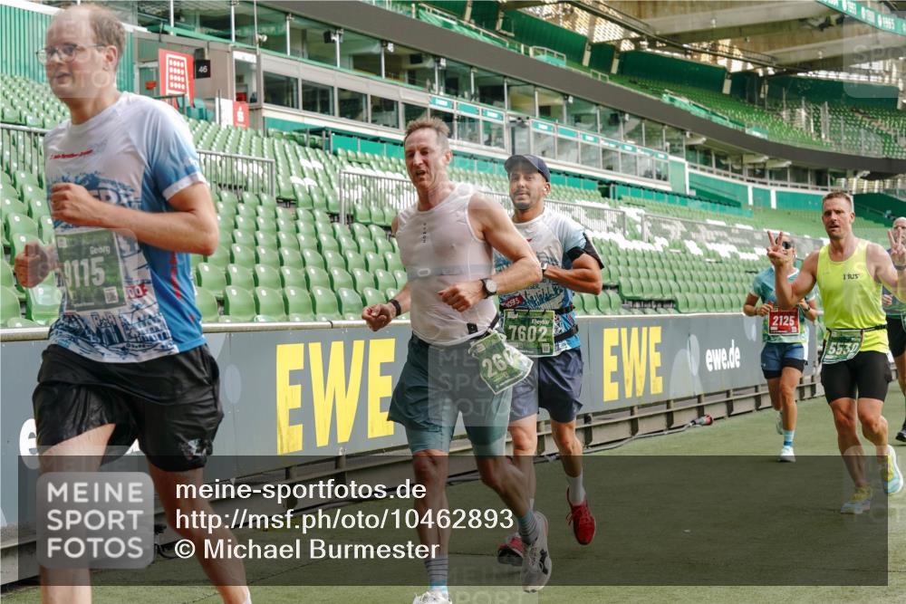 13.09.2026 - 21. swb-Marathon Bremen Michael Burmester http://msf.ph/oto/10462893 13.09.2026 12:55:44 Laufen im Stadion 161, 201, 205, 307, 388, 411, 461, 465, 495, 655, 854, 876, 913, 926, 948, 1053, 1058, 1197, 1390, 1537, 1599, 1645, 1750, 1972, 2001, 2040, 2122, 2125, 2234, 2251, 2260, 2319, 2383, 2390, 2474, 2535, 2604, 2733, 2801, 2812, 2870, 2922, 2948, 3012, 3057, 3119, 3134, 3175, 3192, 3202, 3206, 3241, 3246, 3290, 3346, 3348, 3356, 3357, 3411, 3508, 3706, 3716, 3836, 4135, 4137, 4171, 4413, 4455, 4479, 4733, 5277, 5430, 5530, 6106, 2498, 3085 meine-sportfotos.de