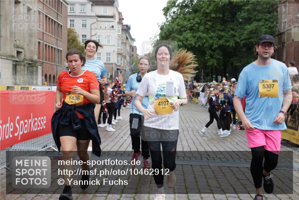 13.09.2026 - Kiel Lauf Yannick Fuchs http://msf.ph/oto/10462912 13.09.2026 09:54:59 Ziel 1412, 1436, 4107, 4640, 5307, 6054, 6158, 6955, 7969, 9509, 9588, 9790, 9932, 10635, 449, 1414, 1441, 2368, 2485, 2979, 3489, 3846, 4911, 4948, 5030, 5503, 5504, 5937, 6815, 6825, 7090, 7661, 7813, 7819, 8327, 8830, 12750, 12751, 1354, 2079, 5883, 6102, 7322, 9117, 10609, 10743, 11564, 12514, 1441, 2368, 2485, 2865, 6327, 6825, 6986, 7090, 10424, 12753 meine-sportfotos.de