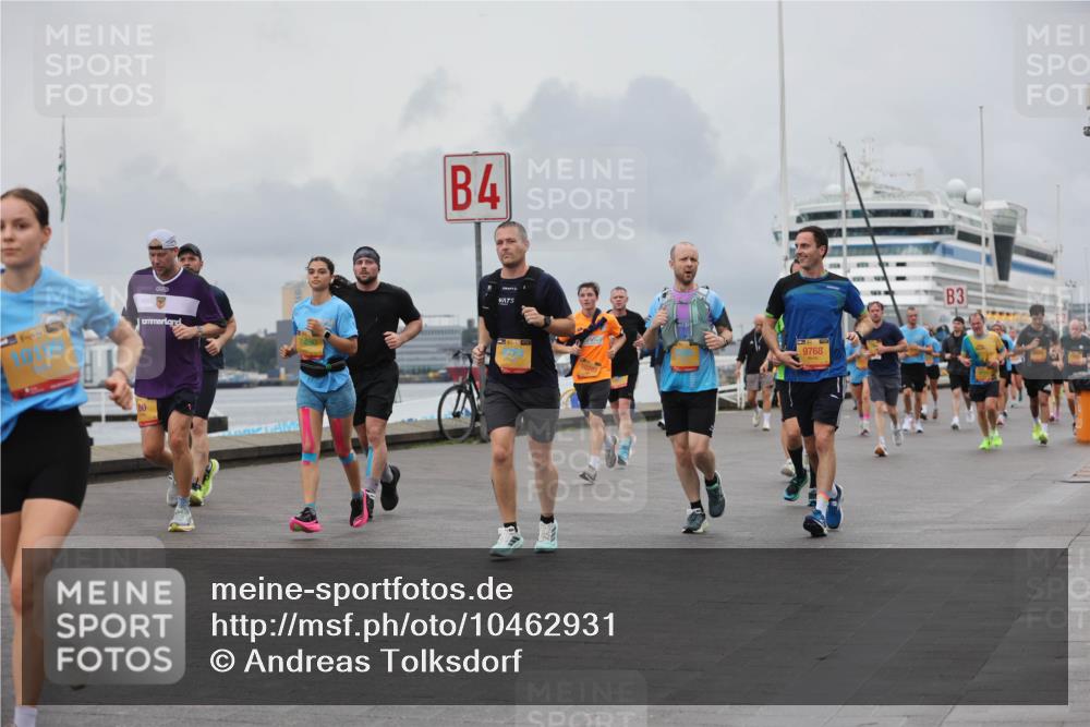 13.09.2026 - Kiel Lauf Andreas Tolksdorf http://msf.ph/oto/10462931 13.09.2026 12:03:15 Kiellinie 4, 80, 10285, 9768, 3 meine-sportfotos.de