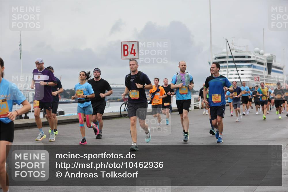13.09.2026 - Kiel Lauf Andreas Tolksdorf http://msf.ph/oto/10462936 13.09.2026 12:03:15 Kiellinie 80, 4, 9768, 3 meine-sportfotos.de