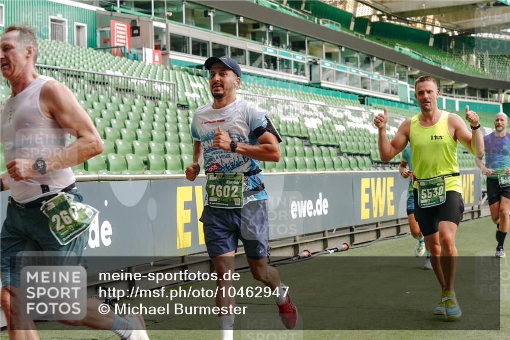 13.09.2026 - 21. swb-Marathon Bremen Michael Burmester http://msf.ph/oto/10462947 13.09.2026 12:55:45 Laufen im Stadion 161, 201, 205, 307, 388, 411, 461, 465, 495, 655, 854, 876, 913, 926, 948, 1053, 1058, 1197, 1390, 1537, 1599, 1645, 1750, 1972, 2001, 2040, 2122, 2125, 2234, 2251, 2260, 2319, 2383, 2390, 2474, 2535, 2604, 2733, 2801, 2812, 2870, 2922, 2948, 3012, 3057, 3119, 3134, 3175, 3192, 3202, 3206, 3241, 3246, 3290, 3346, 3348, 3356, 3357, 3411, 3508, 3706, 3716, 3836, 4135, 4137, 4171, 4413, 4455, 4479, 4733, 5277, 5430, 5530, 6106, 2498, 3085 meine-sportfotos.de