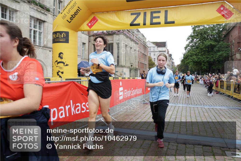 13.09.2026 - Kiel Lauf Yannick Fuchs http://msf.ph/oto/10462979 13.09.2026 09:55:02 Ziel 1412, 1436, 4107, 4640, 5307, 6054, 6158, 7969, 9588, 9790, 10635, 449, 1414, 2979, 3489, 3846, 4911, 4948, 5030, 5503, 5504, 5937, 6815, 6825, 6955, 7090, 7661, 7813, 7819, 8327, 8830, 9509, 9932, 12750, 12751, 1354, 2079, 2186, 5883, 6102, 7322, 9117, 10609, 10743, 11564, 12514, 1414, 1441, 2368, 2485, 6825, 7090, 8830, 12753 meine-sportfotos.de