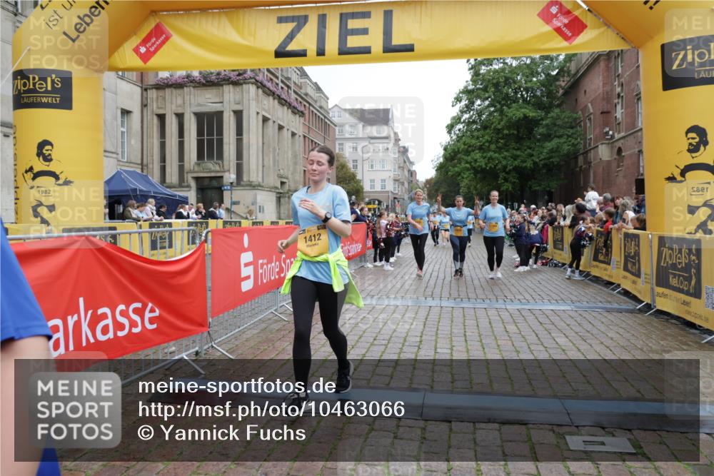 13.09.2026 - Kiel Lauf Yannick Fuchs http://msf.ph/oto/10463066 13.09.2026 09:55:09 Ziel 1412, 2079, 4640, 6102, 9117, 9588, 10609, 10635, 10743, 11564, 12514, 449, 1436, 2979, 3489, 3846, 4107, 4911, 4948, 5307, 5503, 5504, 6054, 6158, 6815, 6955, 7661, 7813, 7819, 7969, 8327, 9509, 9790, 9932, 1354, 1495, 2061, 2186, 5824, 5883, 7322, 11421, 1414, 5030, 5937, 6815, 6825, 7090, 8830, 12750, 12751 meine-sportfotos.de