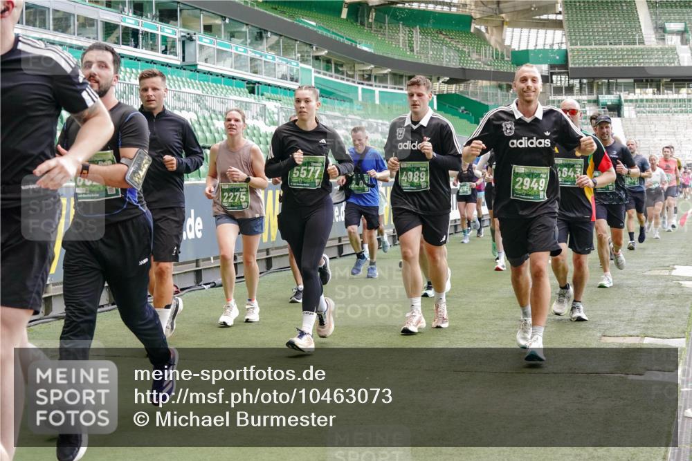 13.09.2026 - 21. swb-Marathon Bremen Michael Burmester http://msf.ph/oto/10463073 13.09.2026 13:12:40 Laufen im Stadion 118, 183, 265, 270, 278, 349, 514, 576, 695, 702, 703, 843, 933, 950, 1005, 1113, 1143, 1226, 1286, 1334, 1426, 1435, 1641, 1849, 1851, 1936, 1952, 1991, 2005, 2248, 2264, 2281, 2299, 2336, 2353, 2375, 2377, 2398, 2426, 2439, 2461, 2478, 2505, 2612, 2659, 2665, 2673, 2684, 2765, 2773, 2792, 2804, 2815, 2816, 2822, 2850, 2860, 2884, 2895, 2907, 2921, 2963, 2966, 2975, 2976, 3016, 3027, 3079, 3082, 3143, 3155, 3159, 3253, 3277, 3293, 3308, 3313, 3328, 3349, 3434, 551 meine-sportfotos.de