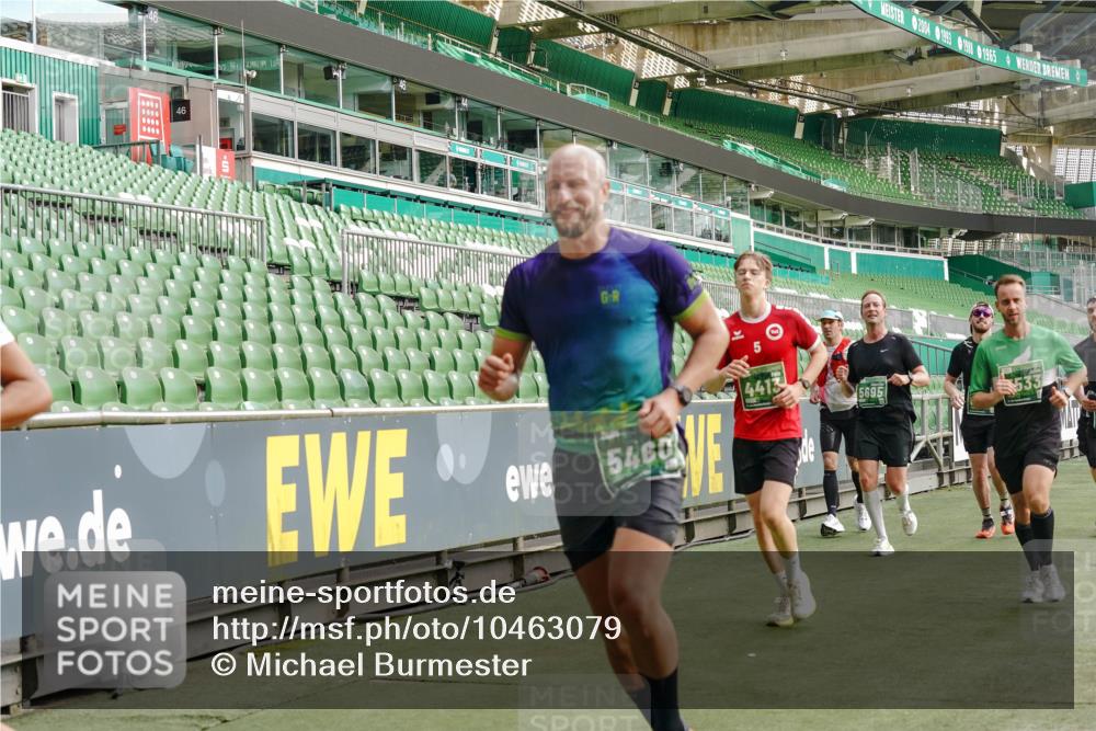 13.09.2026 - 21. swb-Marathon Bremen Michael Burmester http://msf.ph/oto/10463079 13.09.2026 12:55:47 Laufen im Stadion 161, 201, 205, 307, 388, 411, 431, 461, 465, 495, 655, 854, 876, 913, 926, 948, 1053, 1058, 1197, 1390, 1537, 1599, 1645, 1750, 1972, 2001, 2040, 2122, 2125, 2234, 2251, 2260, 2319, 2383, 2390, 2473, 2474, 2535, 2604, 2733, 2801, 2812, 2870, 2922, 2948, 3012, 3057, 3119, 3134, 3175, 3192, 3202, 3206, 3241, 3246, 3290, 3346, 3348, 3356, 3411, 3508, 3706, 3716, 3836, 4135, 4137, 4171, 4413, 4455, 4479, 4733, 5277, 5430, 5530, 6106, 2498, 3085 meine-sportfotos.de