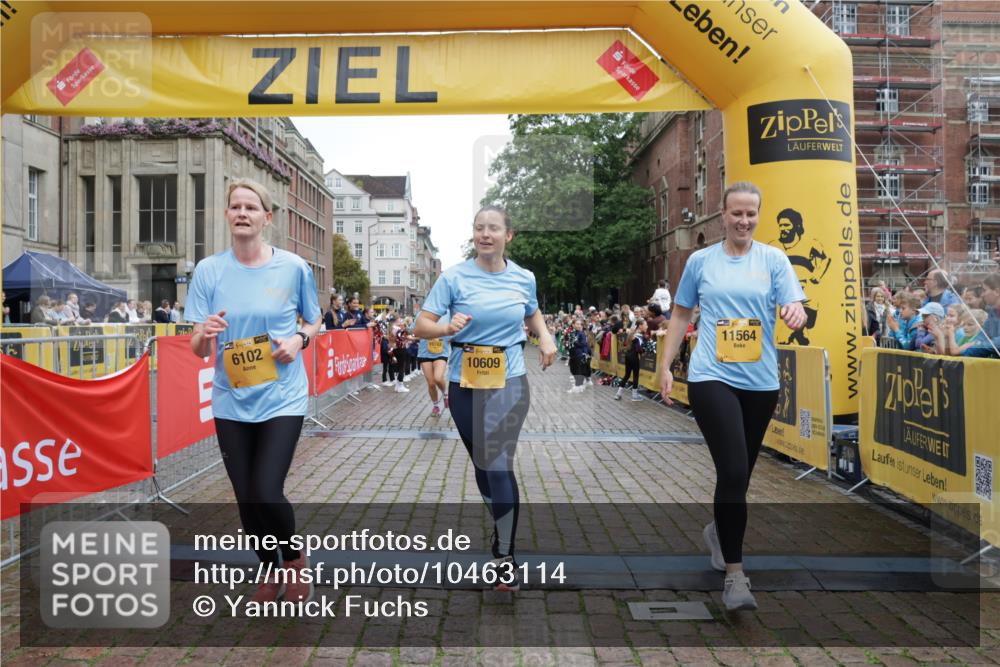 13.09.2026 - Kiel Lauf Yannick Fuchs http://msf.ph/oto/10463114 13.09.2026 09:55:13 Ziel 1412, 2079, 4640, 5883, 6102, 9117, 10609, 10743, 11564, 12514, 449, 1436, 2979, 3489, 3846, 4107, 4640, 4911, 4948, 5307, 5503, 5504, 6054, 6158, 6955, 7661, 7813, 7819, 7969, 8327, 9509, 9588, 9790, 9932, 10635, 1354, 1495, 2061, 2186, 5824, 7322, 11421, 5030, 5503, 5504, 5937, 6815, 12750, 12751 meine-sportfotos.de