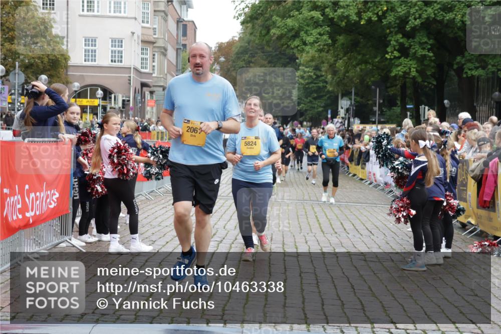 13.09.2026 - Kiel Lauf Yannick Fuchs http://msf.ph/oto/10463338 13.09.2026 09:55:29 Ziel 1354, 1495, 2061, 2186, 5824, 7322, 7846, 8408, 11421, 1354, 1412, 1436, 2079, 4107, 4640, 5307, 5883, 6054, 6102, 6158, 7322, 9117, 9588, 10609, 10635, 10743, 11564, 12514, 4121, 4174, 5986, 7087, 8976, 9226, 9741, 11962, 11970, 12142, 12261, 449, 1436, 2979, 3846, 4107, 4948, 5307, 6054, 6158, 6955, 7813, 7819, 7969, 9509, 9790, 9932 meine-sportfotos.de