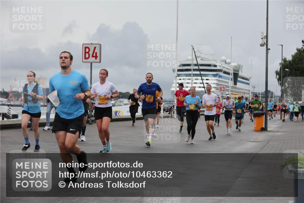 13.09.2026 - Kiel Lauf Andreas Tolksdorf http://msf.ph/oto/10463362 13.09.2026 12:03:31 Kiellinie 4, 12475, 1670, 11925, 3 meine-sportfotos.de