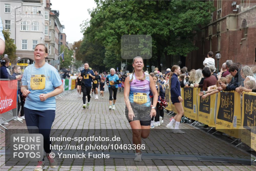 13.09.2026 - Kiel Lauf Yannick Fuchs http://msf.ph/oto/10463366 13.09.2026 09:55:32 Ziel 1495, 2061, 5824, 5986, 7087, 7846, 8408, 11421, 1354, 1412, 2079, 2186, 4640, 5883, 6102, 7322, 9117, 9588, 10609, 10635, 10743, 11564, 12514, 1589, 2227, 4121, 4174, 8248, 8976, 9226, 9399, 9741, 11962, 11970, 12142, 12261, 12463, 1436, 4107, 5307, 6054, 6158, 6955, 7969, 9509, 9790, 9932, 10635 meine-sportfotos.de