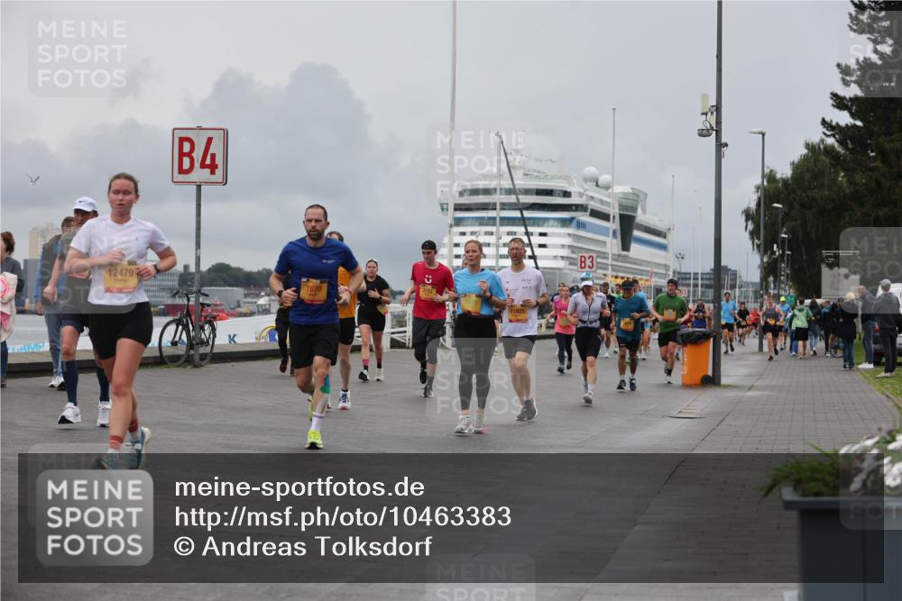 13.09.2026 - Kiel Lauf Andreas Tolksdorf http://msf.ph/oto/10463383 13.09.2026 12:03:32 Kiellinie 12479, 4, 1670, 3772, 11925, 3 meine-sportfotos.de