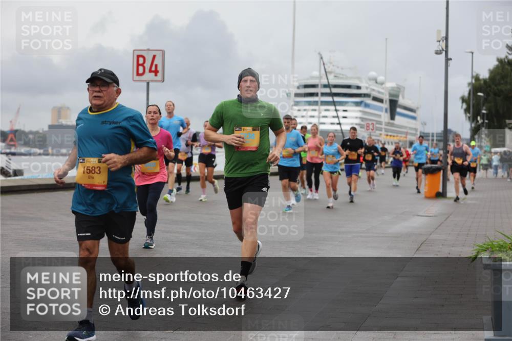 13.09.2026 - Kiel Lauf Andreas Tolksdorf http://msf.ph/oto/10463427 13.09.2026 12:03:41 Kiellinie 41, 38, 1583, 4, 83, 39 meine-sportfotos.de