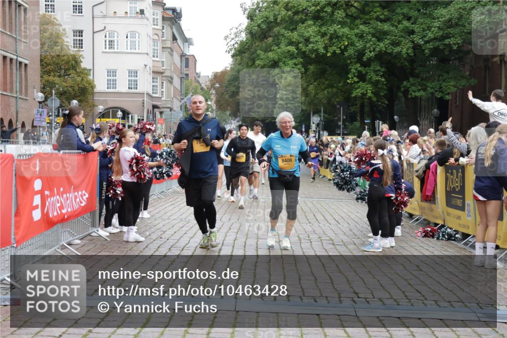 13.09.2026 - Kiel Lauf Yannick Fuchs http://msf.ph/oto/10463428 13.09.2026 09:55:35 Ziel 2061, 5824, 5986, 7087, 7846, 8408, 11421, 11962, 11970, 12261, 1354, 1412, 1495, 2079, 2186, 4640, 5883, 6102, 7322, 9117, 9588, 10609, 10635, 10743, 11564, 12514, 1589, 2227, 4121, 4174, 8248, 8976, 9226, 9399, 9741, 12142, 12463, 1436, 4107, 4640, 5307, 6054, 6158, 7969, 9588, 9790, 10635 meine-sportfotos.de