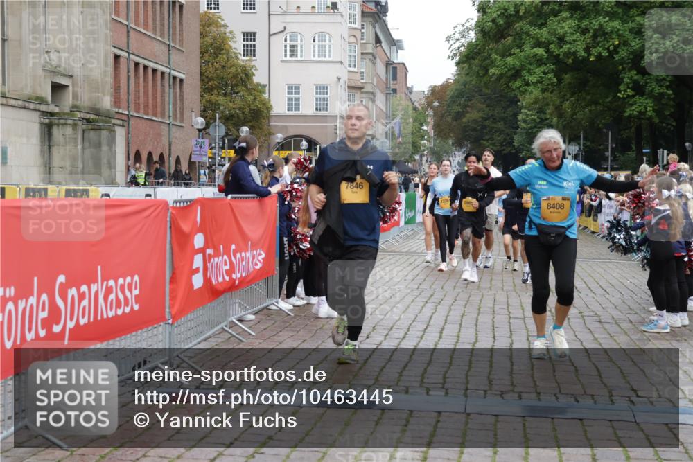 13.09.2026 - Kiel Lauf Yannick Fuchs http://msf.ph/oto/10463445 13.09.2026 09:55:36 Ziel 2061, 5824, 5986, 7087, 7846, 8408, 11421, 11962, 11970, 12261, 1354, 1412, 1495, 2079, 2186, 4640, 5883, 6102, 7322, 9117, 9588, 10609, 10743, 11564, 12514, 1589, 2227, 4121, 4174, 5056, 8248, 8521, 8976, 9226, 9399, 9741, 12142, 12463, 1412, 1436, 4107, 4640, 5307, 6054, 6158, 9588, 10635 meine-sportfotos.de