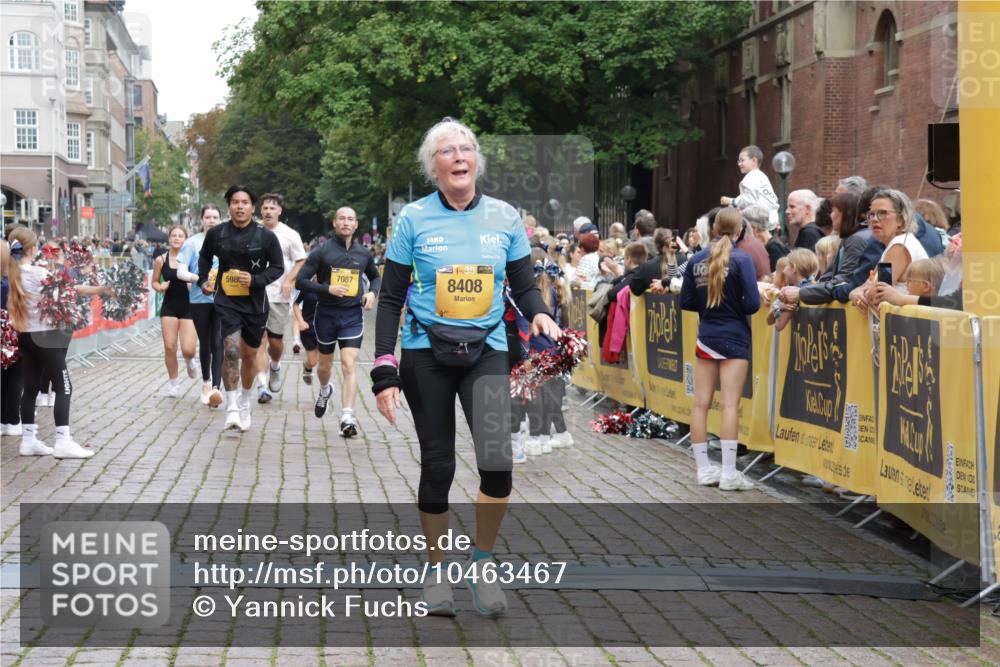 13.09.2026 - Kiel Lauf Yannick Fuchs http://msf.ph/oto/10463467 13.09.2026 09:55:37 Ziel 2061, 5824, 5986, 7087, 7846, 8408, 9741, 11421, 11962, 11970, 12142, 12261, 1354, 1412, 1495, 2061, 2079, 2186, 4640, 5883, 6102, 7322, 9117, 10609, 10743, 11564, 12514, 1589, 2227, 4121, 4174, 5056, 8248, 8521, 8976, 9226, 9399, 12463, 1412, 1436, 4107, 4640, 5307, 6054, 6158, 9588, 10635 meine-sportfotos.de